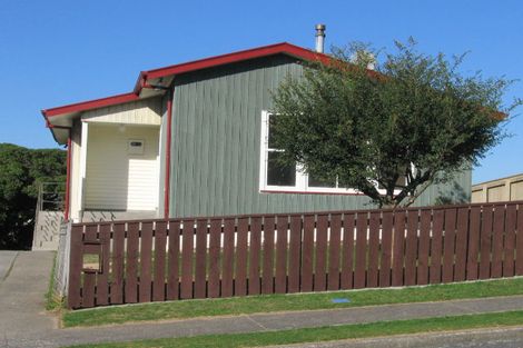 Photo of property in 45 Takapuwahia Drive, Takapuwahia, Porirua, 5022