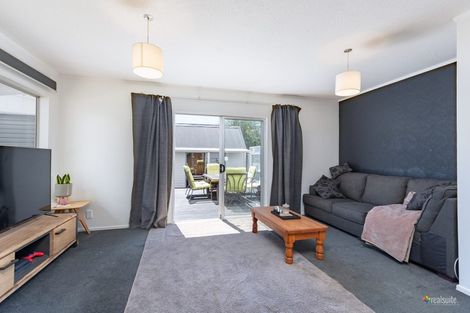 Photo of property in 2/21 Amber Grove, Birchville, Upper Hutt, 5018