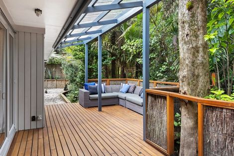 Photo of property in 47 Wood Bay Road, Titirangi, Auckland, 0604