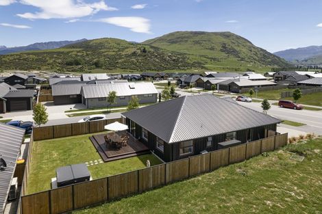 Photo of property in 77 Jack Hanley Drive, Jacks Point, Queenstown, 9371