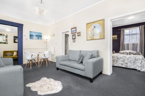 Photo of property in The Stables, 5/9 August Place, Greenlane, Auckland, 1061