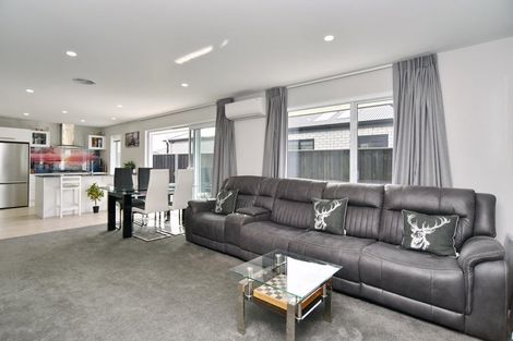 Photo of property in 13 Higgins Street, Woodend, 7610