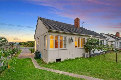 Photo of property in 25 Stoddard Road, Wesley, Auckland, 1041