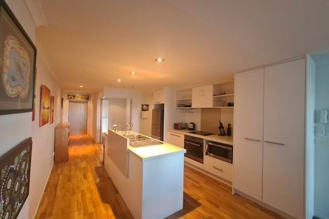 Photo of property in Algarve Apartments, 302/332 Maunganui Road, Mount Maunganui, 3116