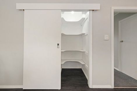 Photo of property in 2 Yeats Crescent, Fairfield, Hamilton, 3214