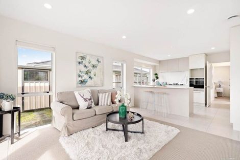 Photo of property in 99 Bayvista Drive, Karaka, Papakura, 2113