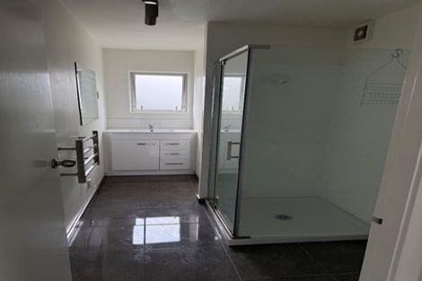 Photo of property in 33 Seddon Road, Frankton, Hamilton, 3204