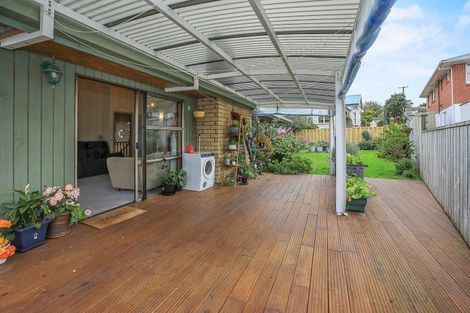 Photo of property in 111 Tuhikaramea Road, Dinsdale, Hamilton, 3204
