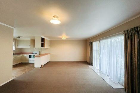 Photo of property in 4a Hibiscus Avenue, Hamilton Lake, Hamilton, 3204
