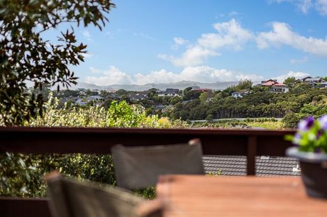 Photo of property in 5 The Marlinspike, Whitby, Porirua, 5024