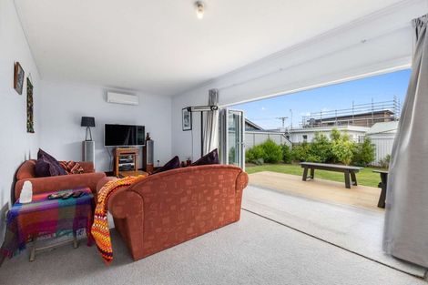 Photo of property in 466 Saint Aubyn Street, Moturoa, New Plymouth, 4310