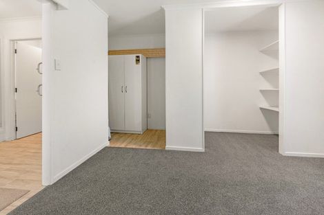 Photo of property in 120 Walter Strevens Drive, Conifer Grove, Takanini, 2112