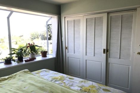 Photo of property in 3/72 Kitchener Road, Milford, Auckland, 0620