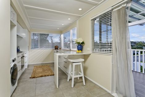 Photo of property in 62 Glencoe Road, Browns Bay, Auckland, 0630