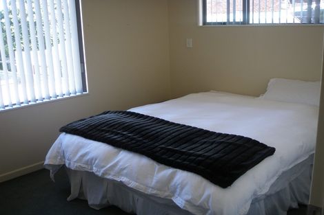 Photo of property in 120 Wexford Road, Miramar, Wellington, 6022