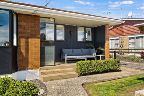 Photo of property in 17 Argyle Street, Mornington, Dunedin, 9011