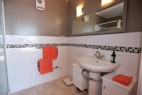 Photo of property in 11 Roseneath Place, Cashmere, Christchurch, 8022