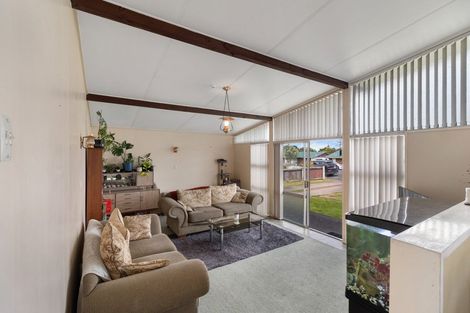 Photo of property in 6b York Street, Eltham, 4322