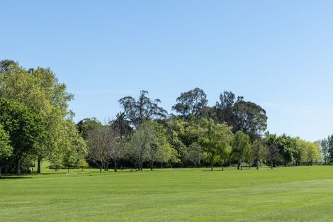 Photo of property in 89 Oak Road, Poraiti, Napier, 4112