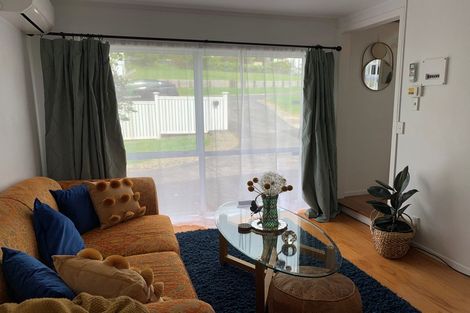 Photo of property in 1/40 Killarney Avenue, Torbay, Auckland, 0630