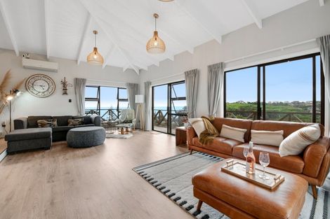 Photo of property in 12 Cochrane Avenue, Arkles Bay, Whangaparaoa, 0932