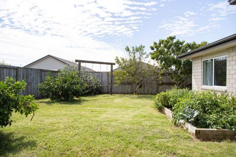 Photo of property in 59 Darlington Street, Ngatea, 3503