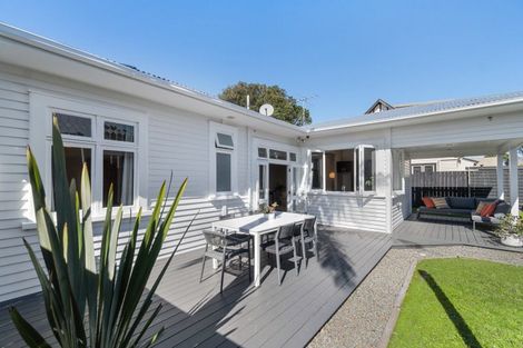 Photo of property in 79a Pah Road, Royal Oak, Auckland, 1023