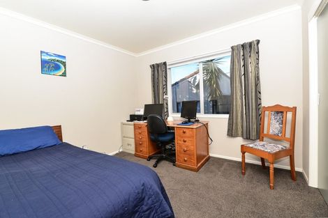 Photo of property in 213 Newcastle Road, Grandview Heights, Hamilton, 3200