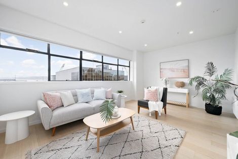 Photo of property in Quantum On Thorndon Quay, 4/163a Thorndon Quay, Pipitea, Wellington, 6011