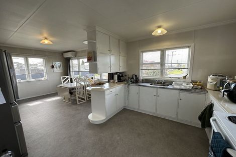 Photo of property in 19 Bedford Street, Eltham, 4322