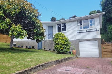 Photo of property in 12 Taupo Crescent, Plimmerton, Porirua, 5026