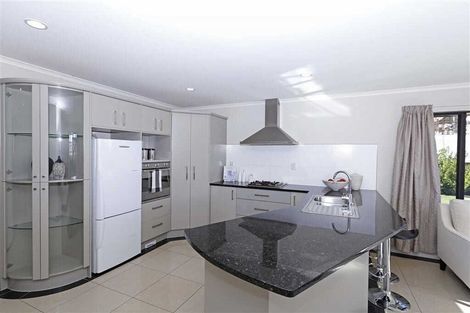 Photo of property in 51 Magellan Rise, Flagstaff, Hamilton, 3210