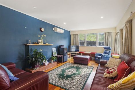 Photo of property in 50 Happy Valley Road, Owhiro Bay, Wellington, 6023