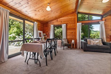 Photo of property in 277 North Manakau Road, Manakau, Levin, 5573