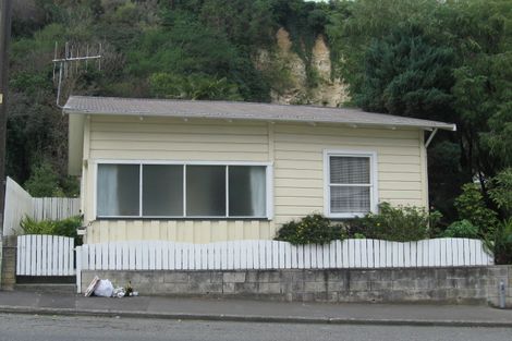 Photo of property in 19 Chaucer Road South, Hospital Hill, Napier, 4110