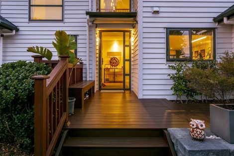 Photo of property in 29a Arrow Road, Forrest Hill, Auckland, 0620