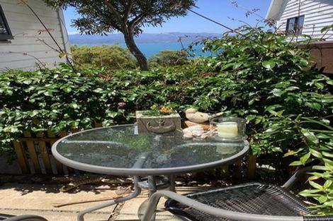 Photo of property in 72 Lohia Street, Khandallah, Wellington, 6035