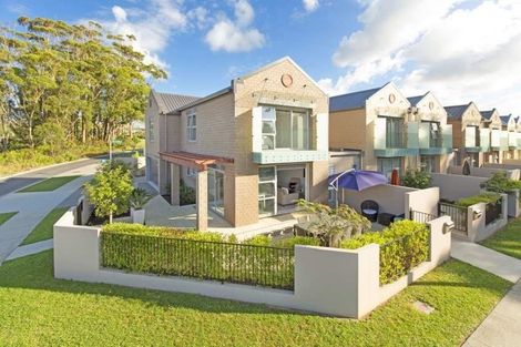 Photo of property in 297 Millwater Parkway, Silverdale, 0932