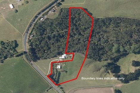 Photo of property in 2850 South Head Road, South Head, Helensville, 0874