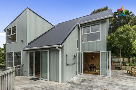 Photo of property in 21a Walnut Way, Maungaraki, Lower Hutt, 5010