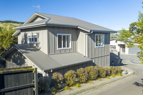 Photo of property in 15 Charlotte Way, Raumati South, Paraparaumu, 5032