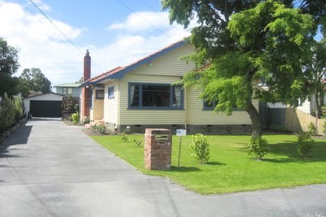 Photo of property in 79 Martin Avenue, Beckenham, Christchurch, 8023