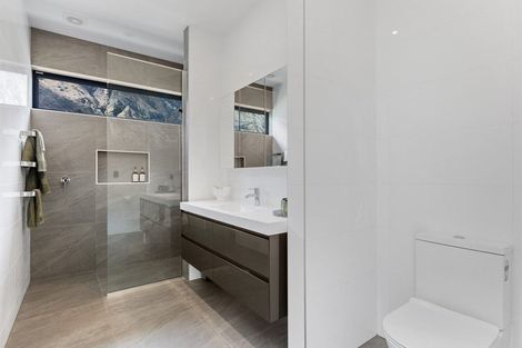 Photo of property in 15 Ellesmere Avenue, Jacks Point, Queenstown, 9371