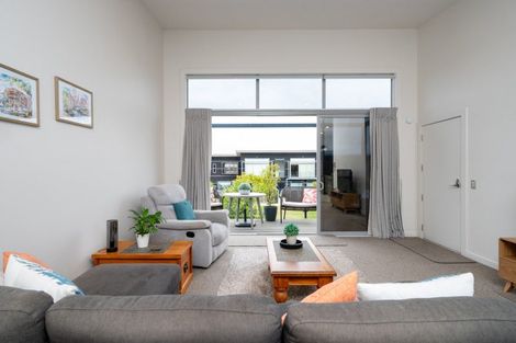 Photo of property in The Terraces, 32/9 Humber Street, Pandora, Napier, 4110