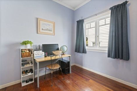 Photo of property in 9 Bruce Street, Northcote Point, Auckland, 0627