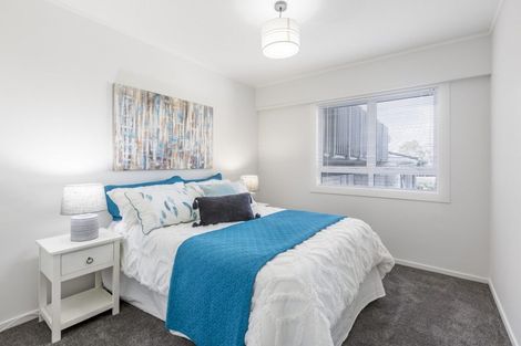 Photo of property in 1b Pleasant Road, Glen Eden, Auckland, 0602