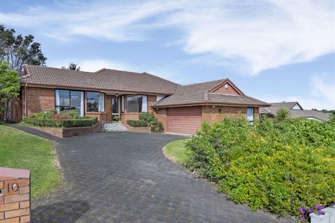 Photo of property in 10 Meadowland Drive, Somerville, Auckland, 2014