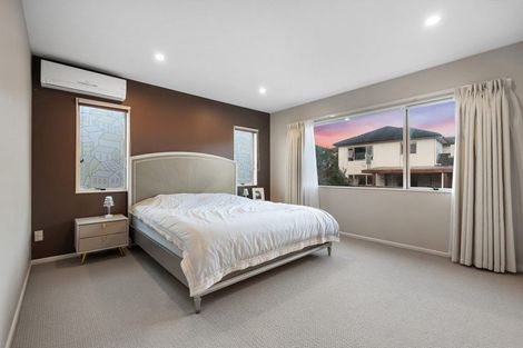 Photo of property in 8 Cuthill Close, Albany, Auckland, 0632