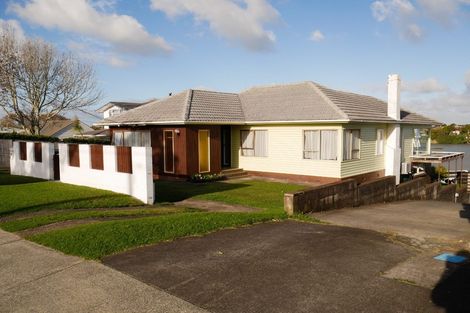 Photo of property in 107 Norwood Road, Bayswater, Auckland, 0622
