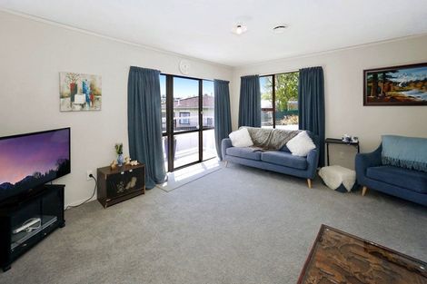 Photo of property in 25 Edgehill Place, Te Puke, 3119